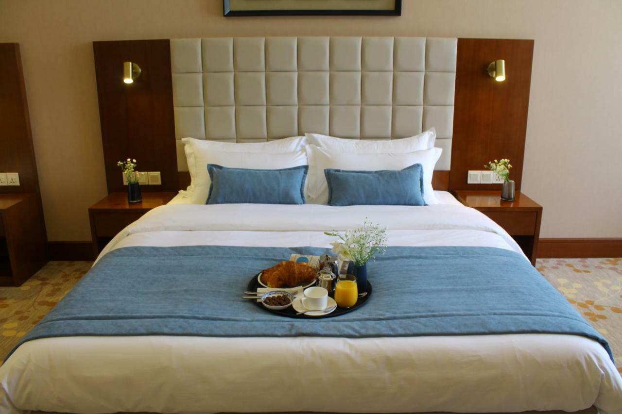 Horizont Hotel Тбилиси Экстерьер фото