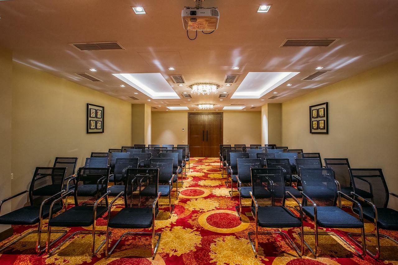 Horizont Hotel Тбилиси Экстерьер фото
