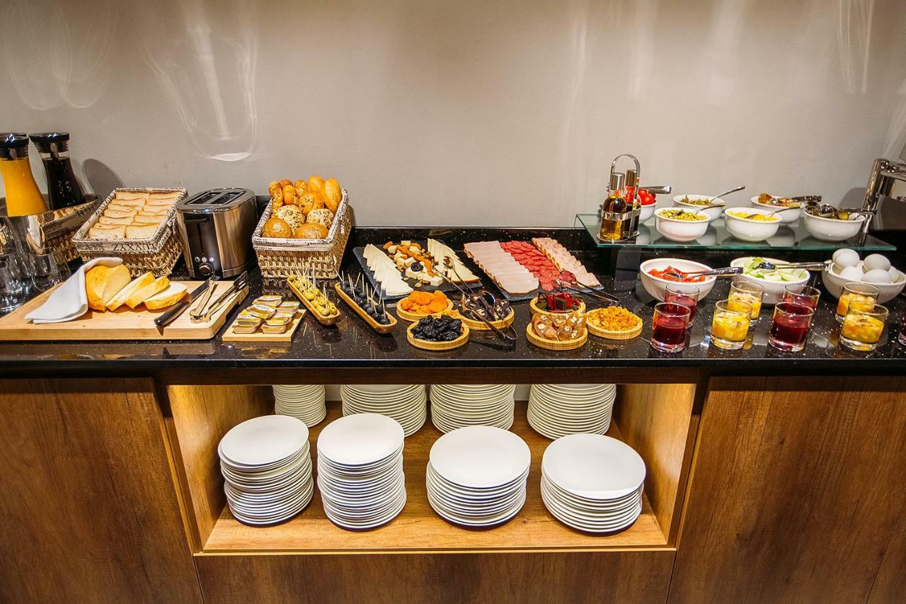 Horizont Hotel Тбилиси Экстерьер фото