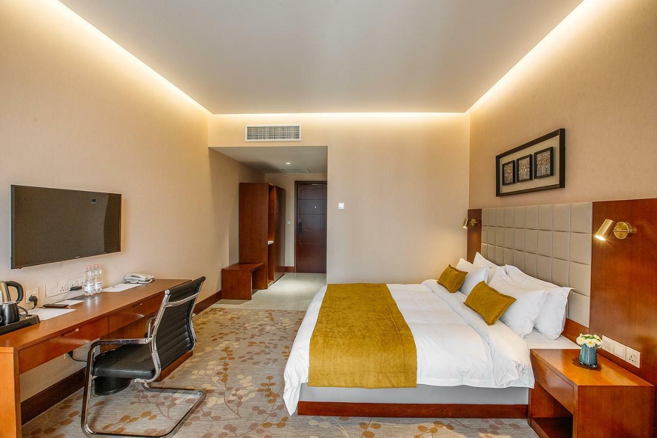 Horizont Hotel Тбилиси Экстерьер фото