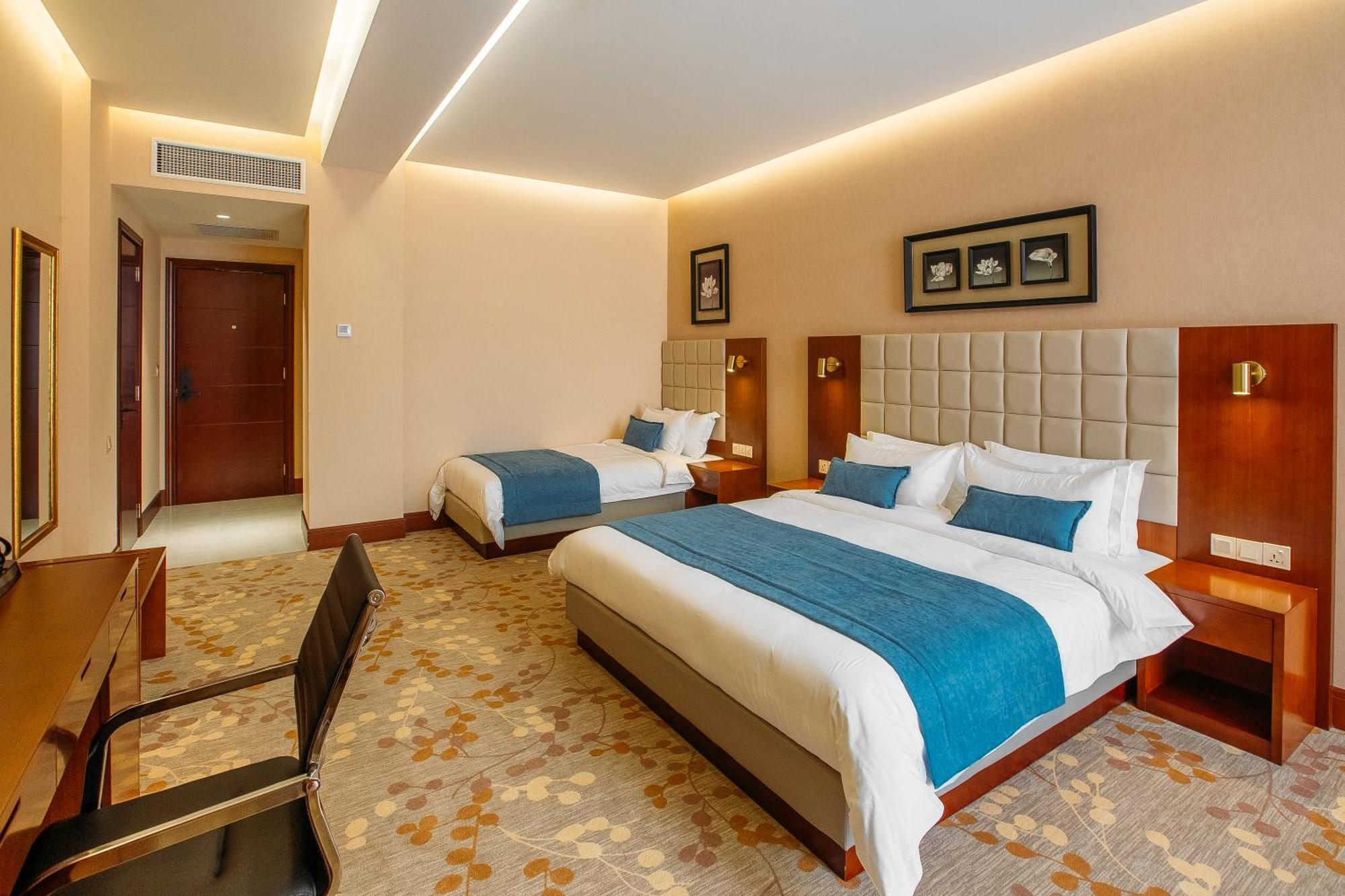 Horizont Hotel Тбилиси Экстерьер фото